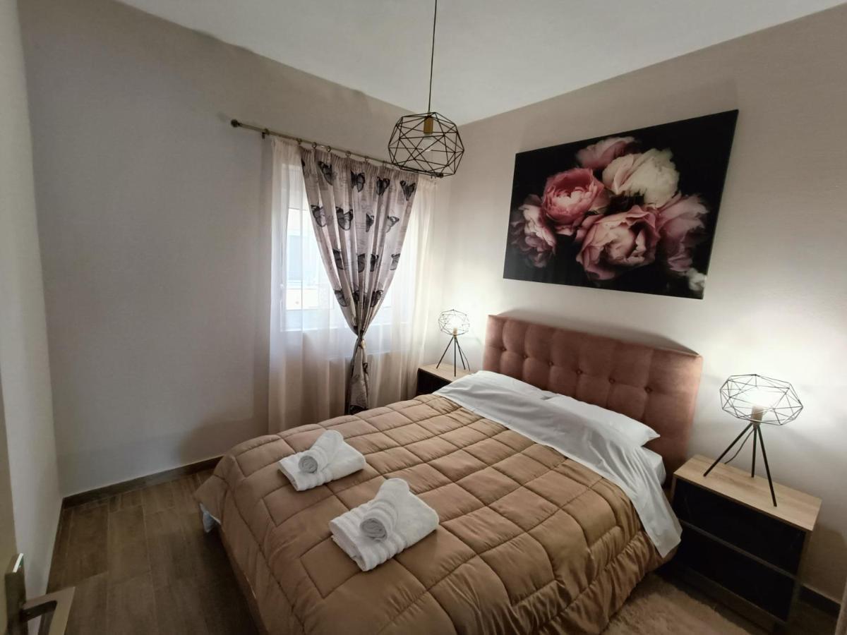 Meteora Rocks Apartment 2 カランバカ エクステリア 写真
