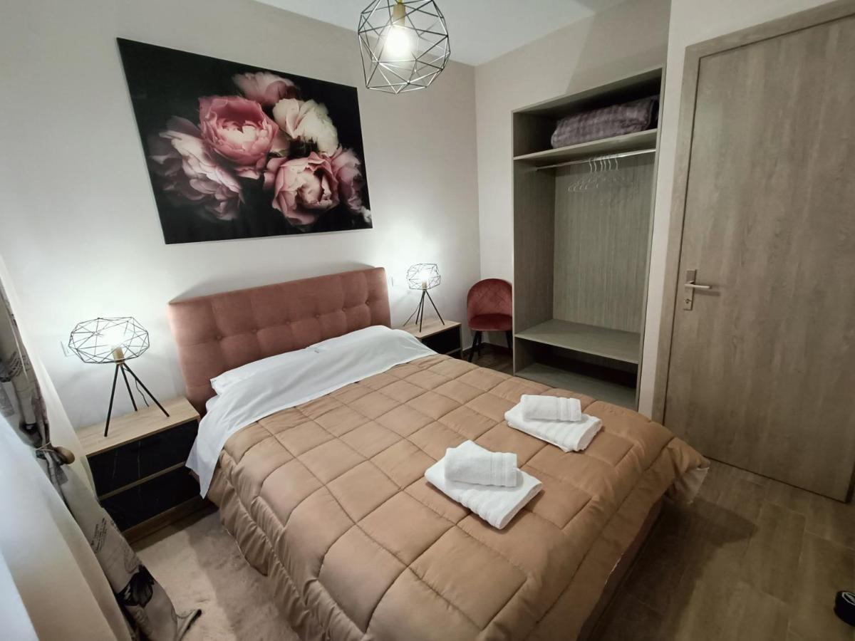 Meteora Rocks Apartment 2 カランバカ エクステリア 写真